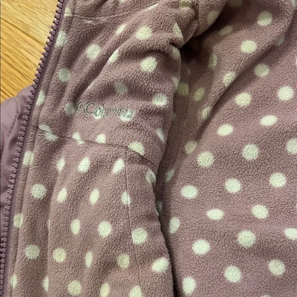 Columbia Quilted Jacket in Dusty Purple with Polka Dot Lining - Picture 7 of 7